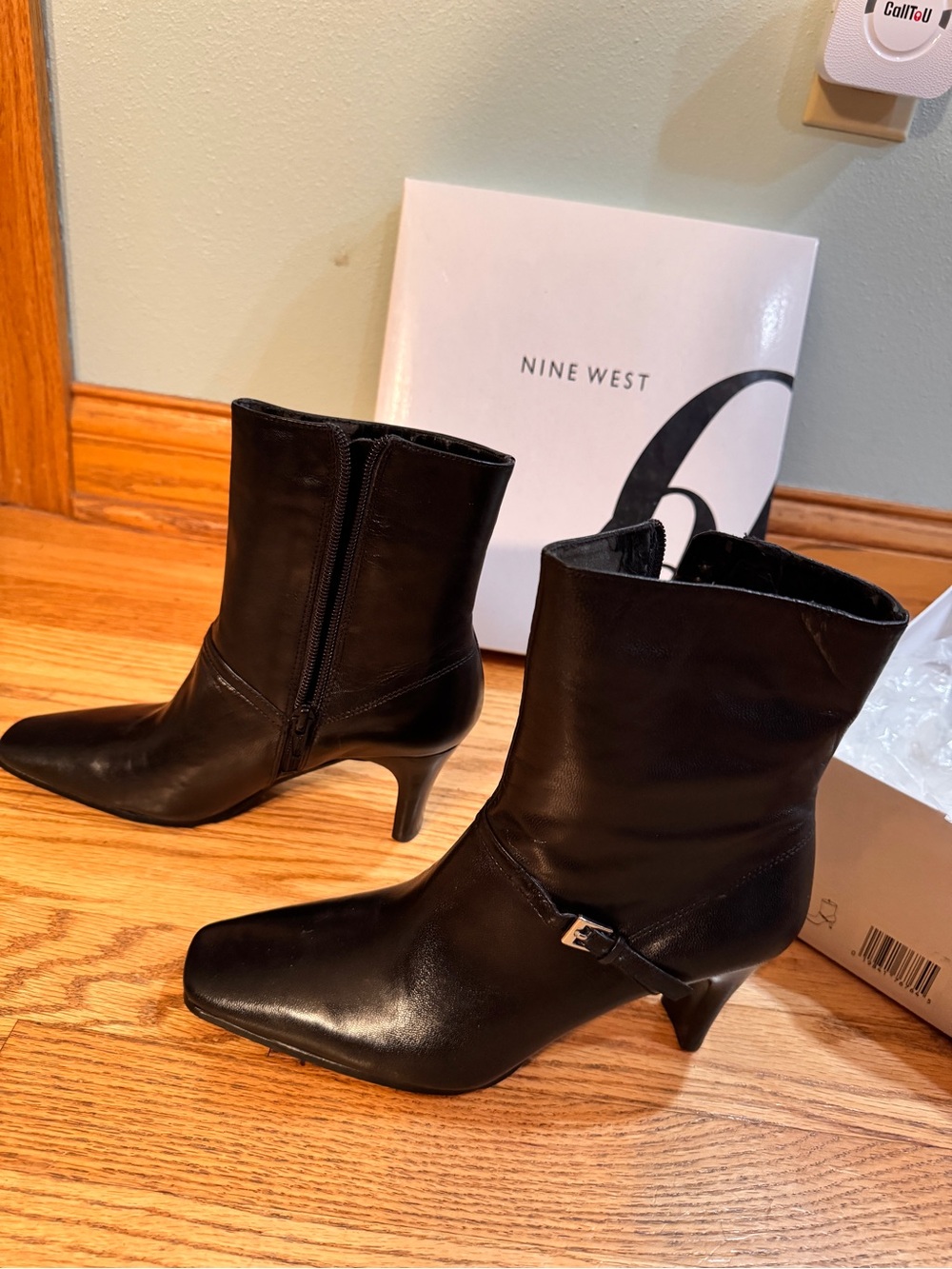 Nine West Black Leather Mid-Calf Pointed Toe Heeled Boots